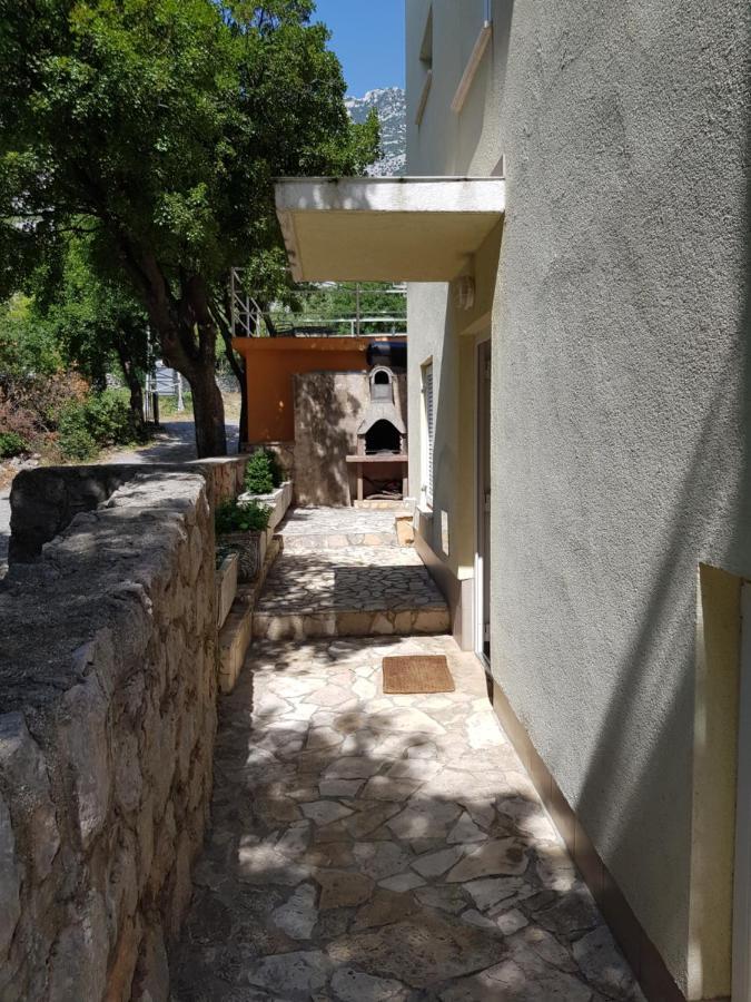 Apartments Akiki Karlobag Exterior photo